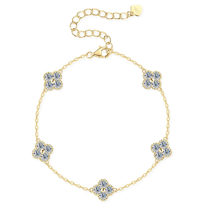 Kensington Clover Moissanite