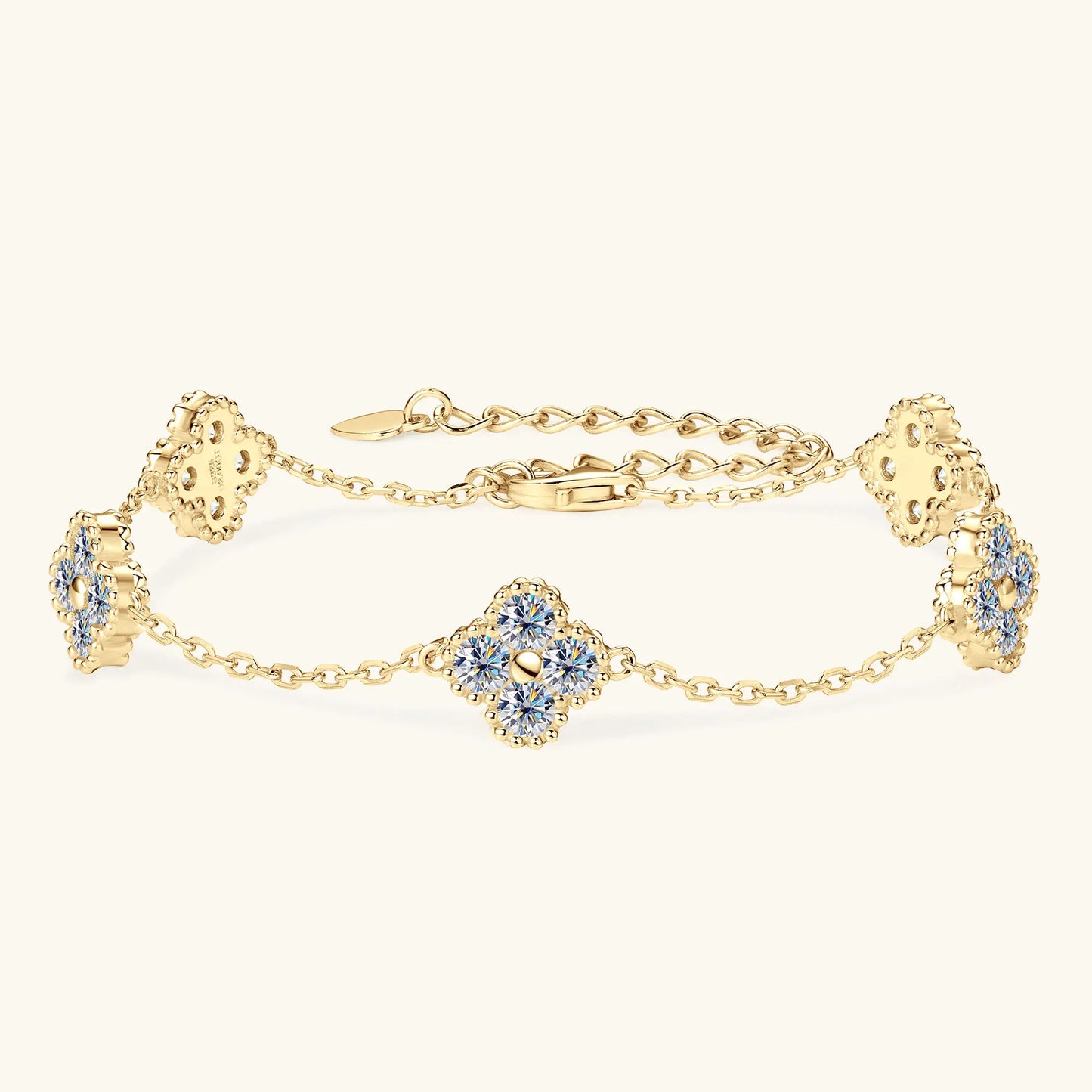 Kensington Clover Moissanite