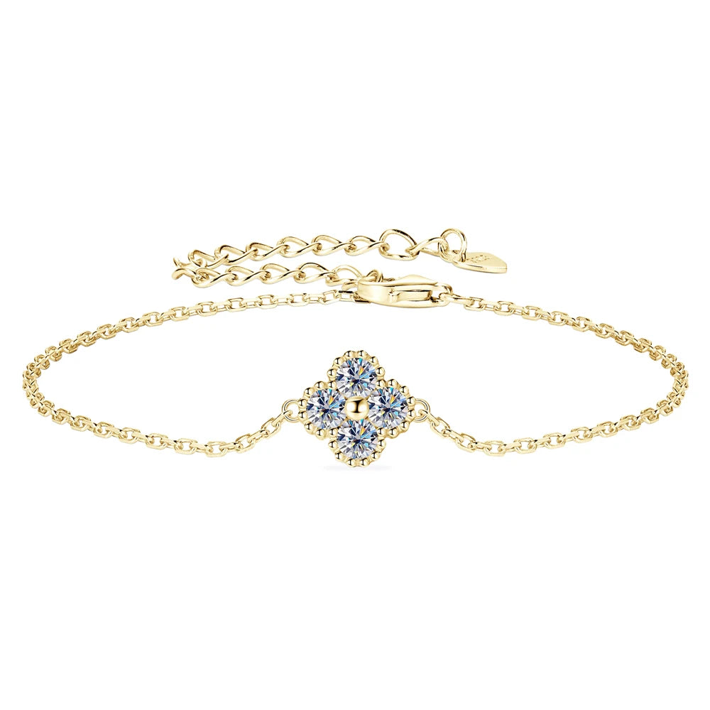 Kensington Clover Moissanite