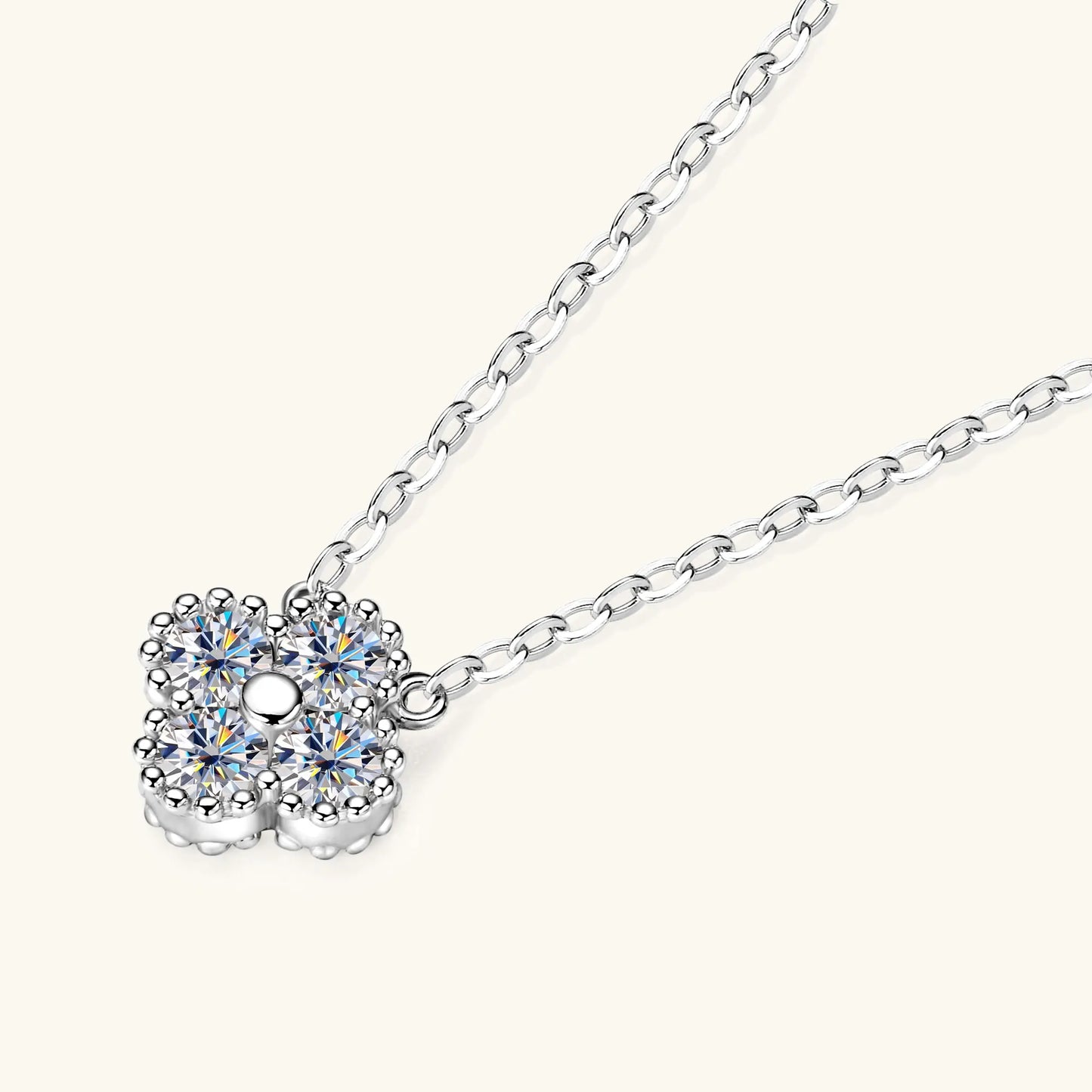Kensington Clover Moissanite