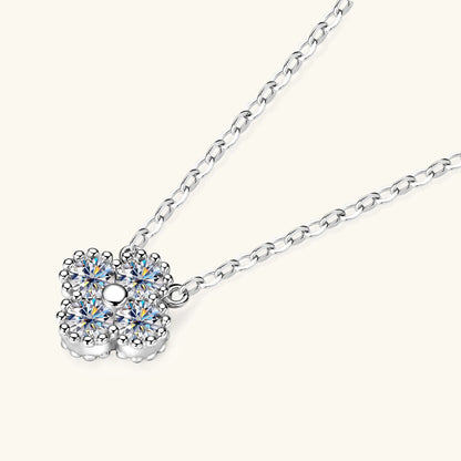 Kensington Clover Moissanite