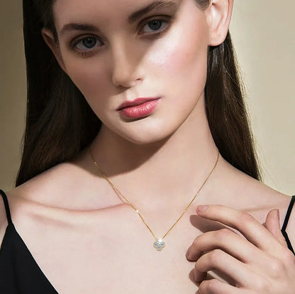Kensington Clover Moissanite